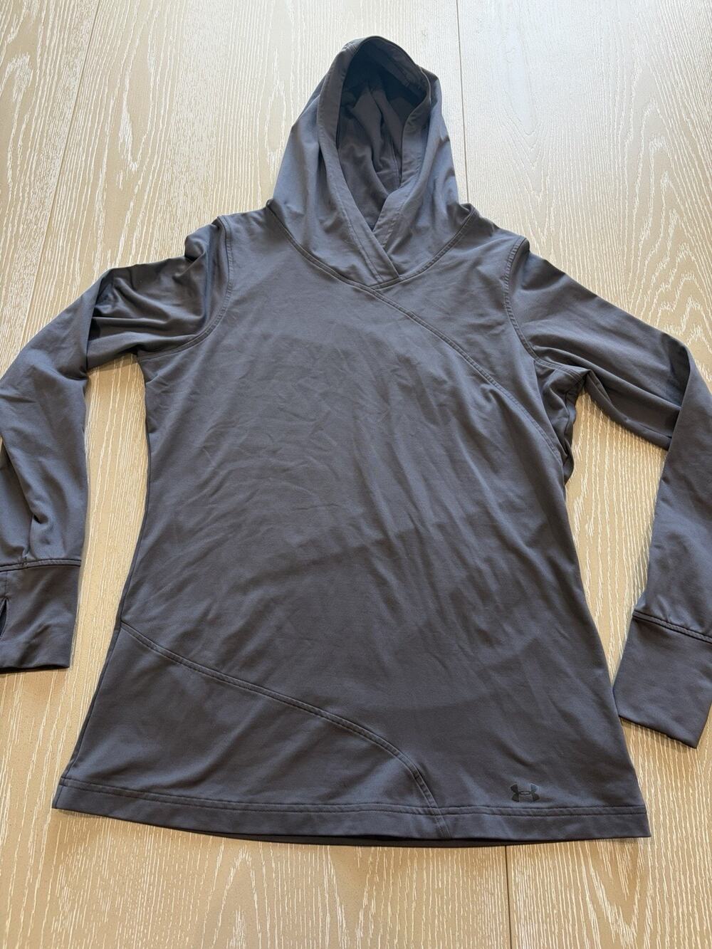 Under Armour Hoodie Women's Size Large Gray Fitted Cold Gear Sweater Athletic